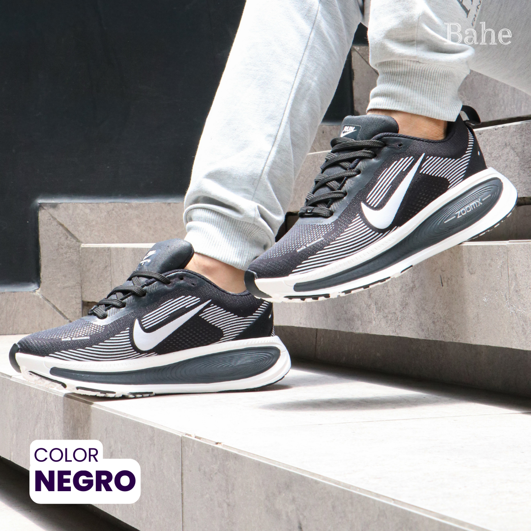 Tenis CityPulse ZoomX VOMERO 18 Y31